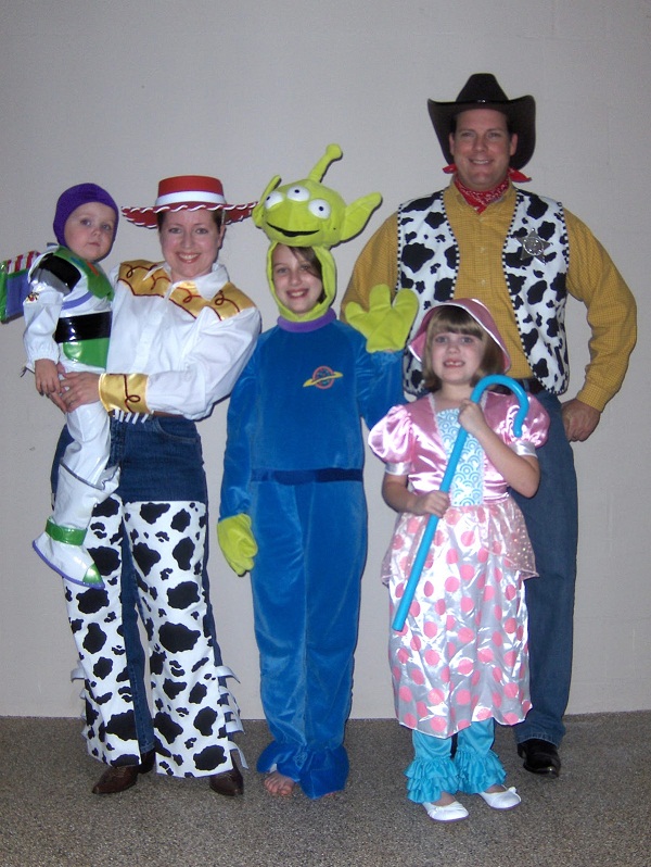 Family Costumes | PartiesCostume.com